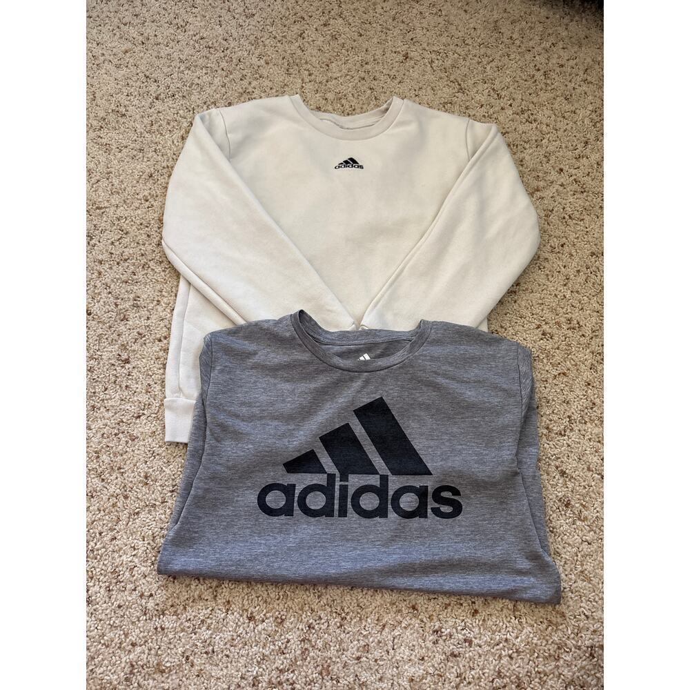 Adidas Boys Bundle of 2 Sweatshirt and Tshirt Size S/M